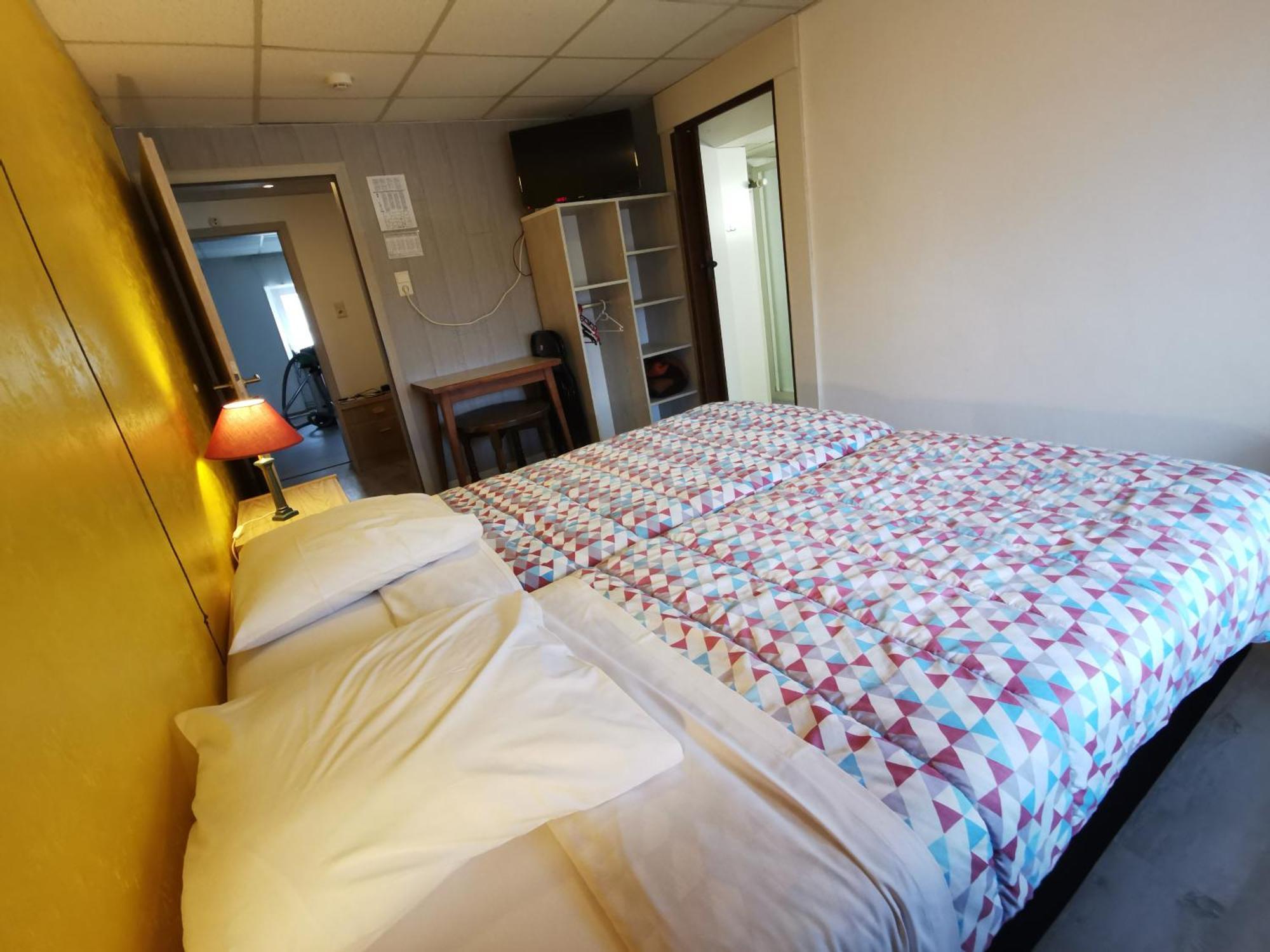 Hotel Chez Phil Robertville Zimmer foto